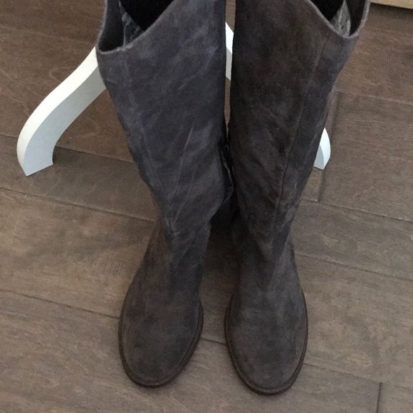 BCBG Generation Calf Length Brown Suede Boots - Picture 5 of 7